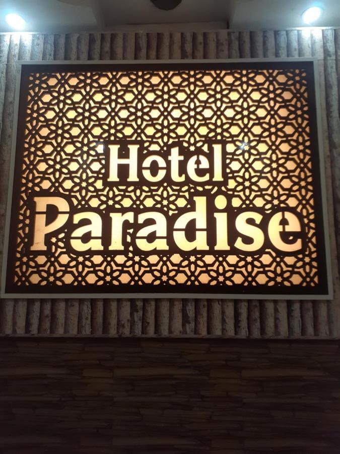 Hotel Paradise Chandīgarh Buitenkant foto